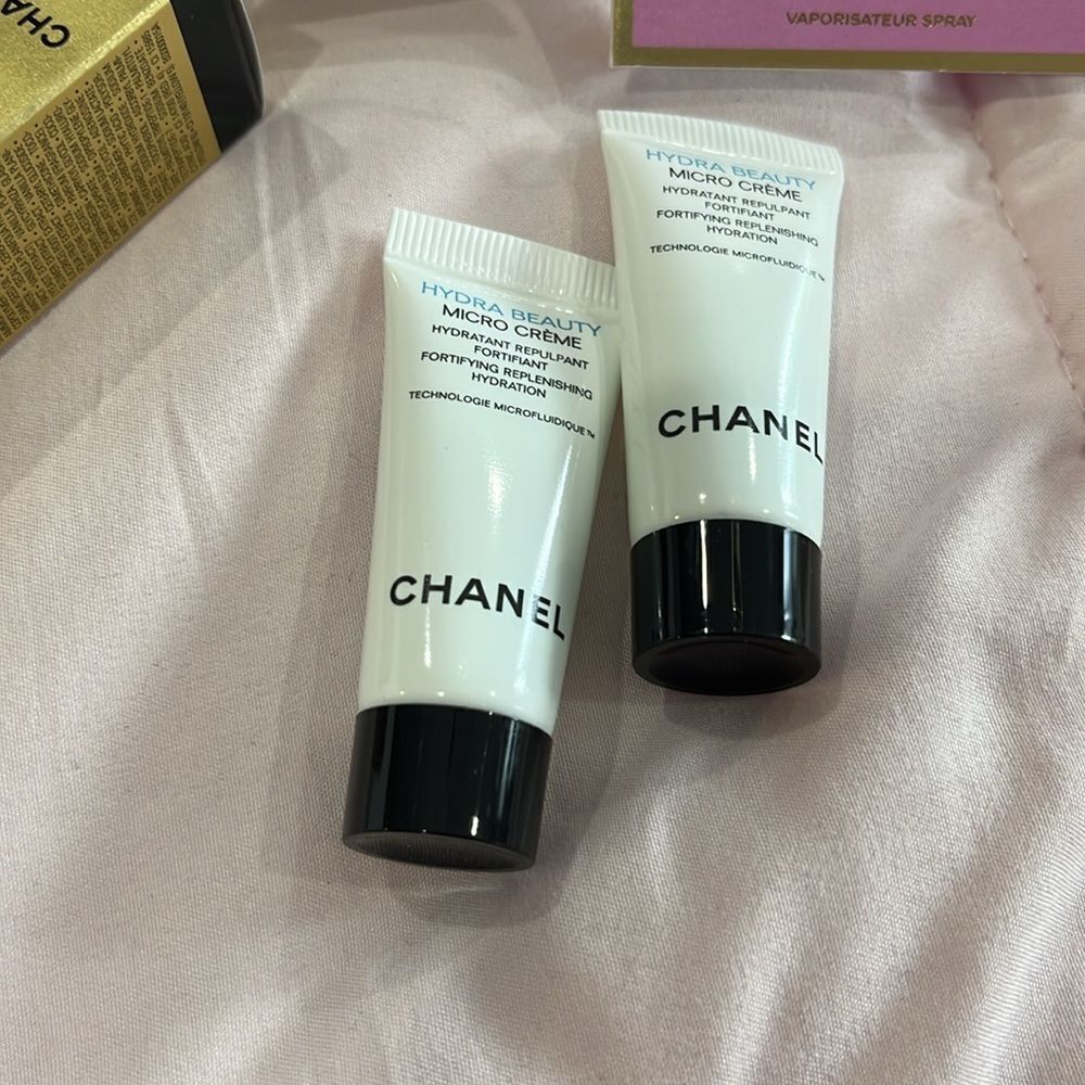 Chanel Skincare and Fragrance Collection in Black, White, and Gold - Picture 7 of 7